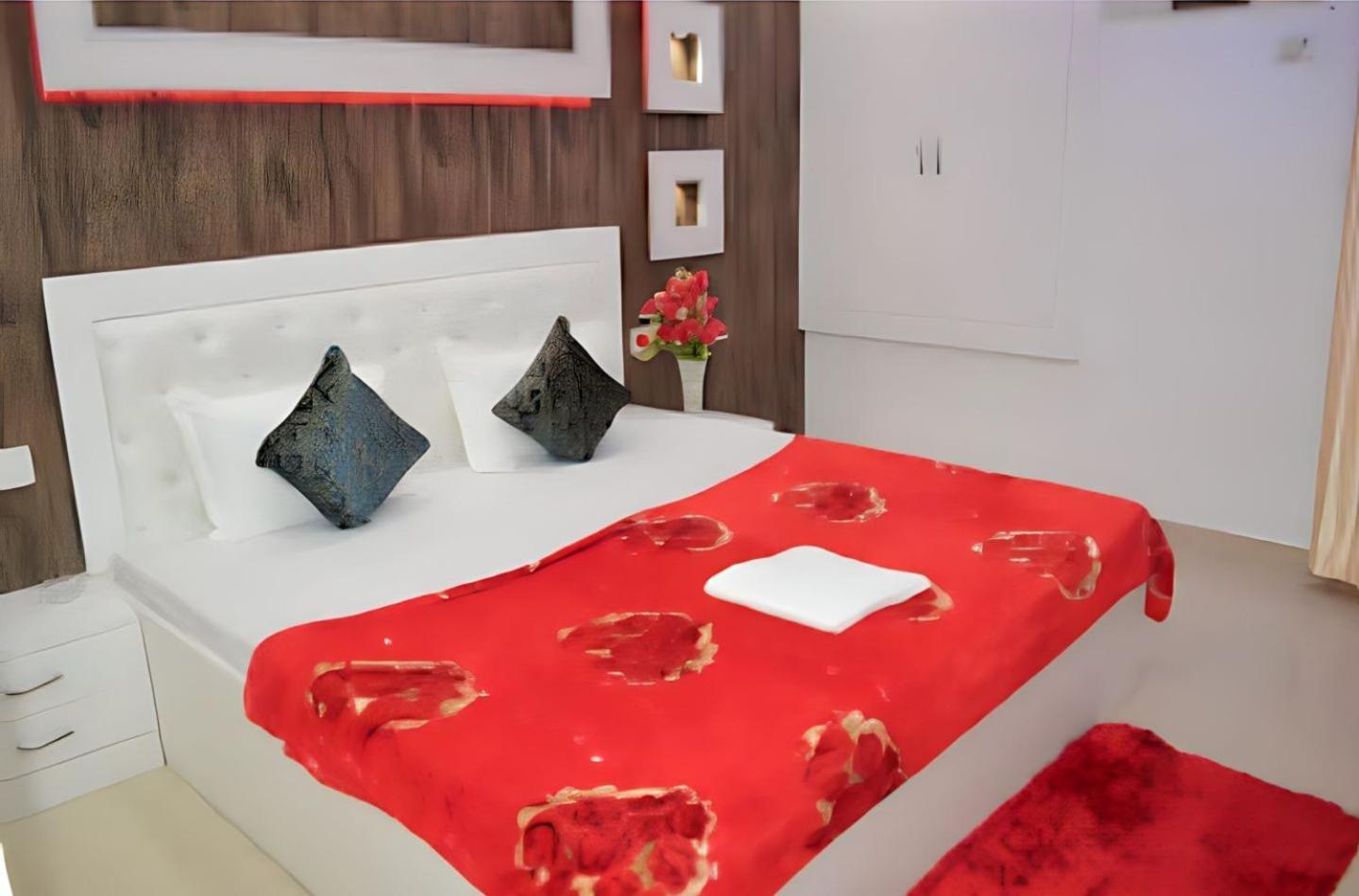 Taj Square A Luxurious Family Homestay Agra  Exterior photo