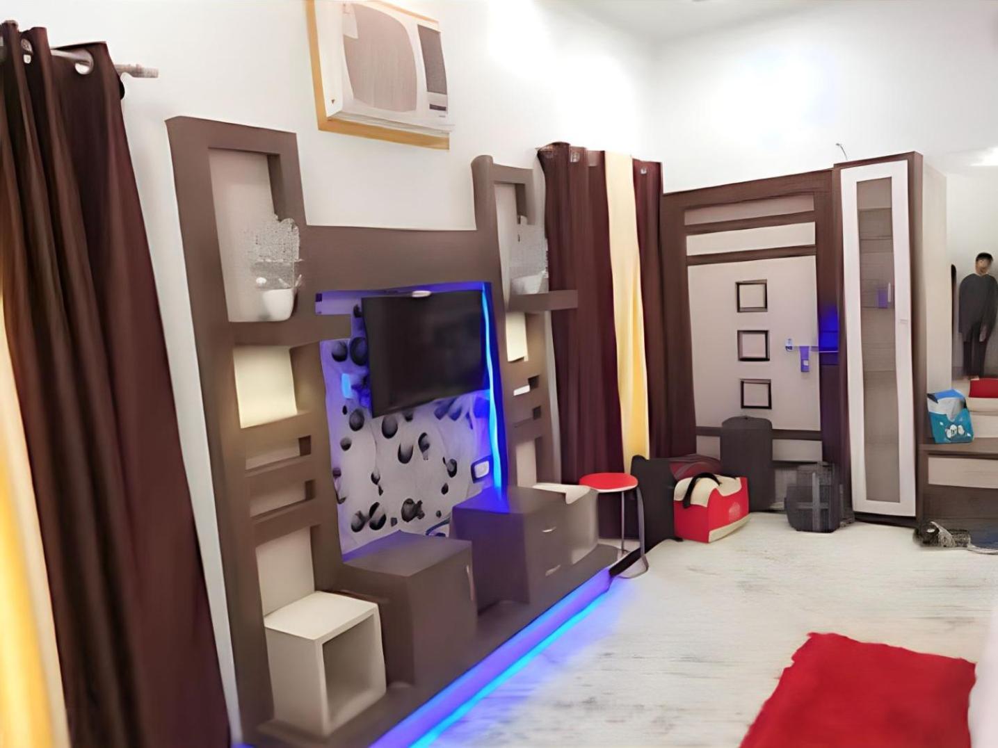 Taj Square A Luxurious Family Homestay Agra  Exterior photo