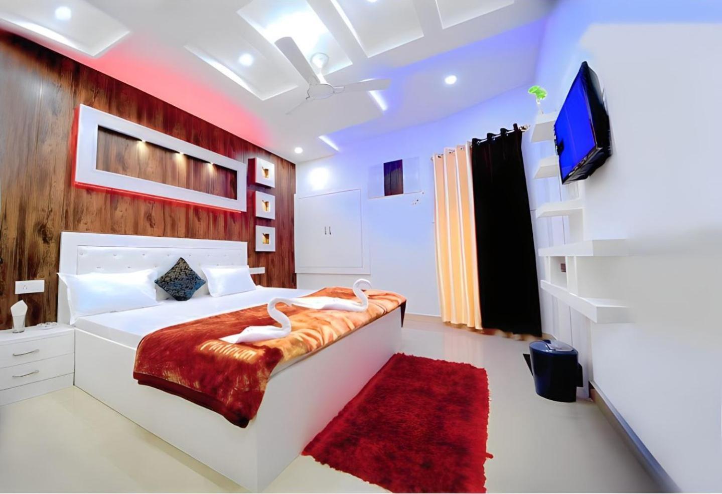 Taj Square A Luxurious Family Homestay Agra  Exterior photo