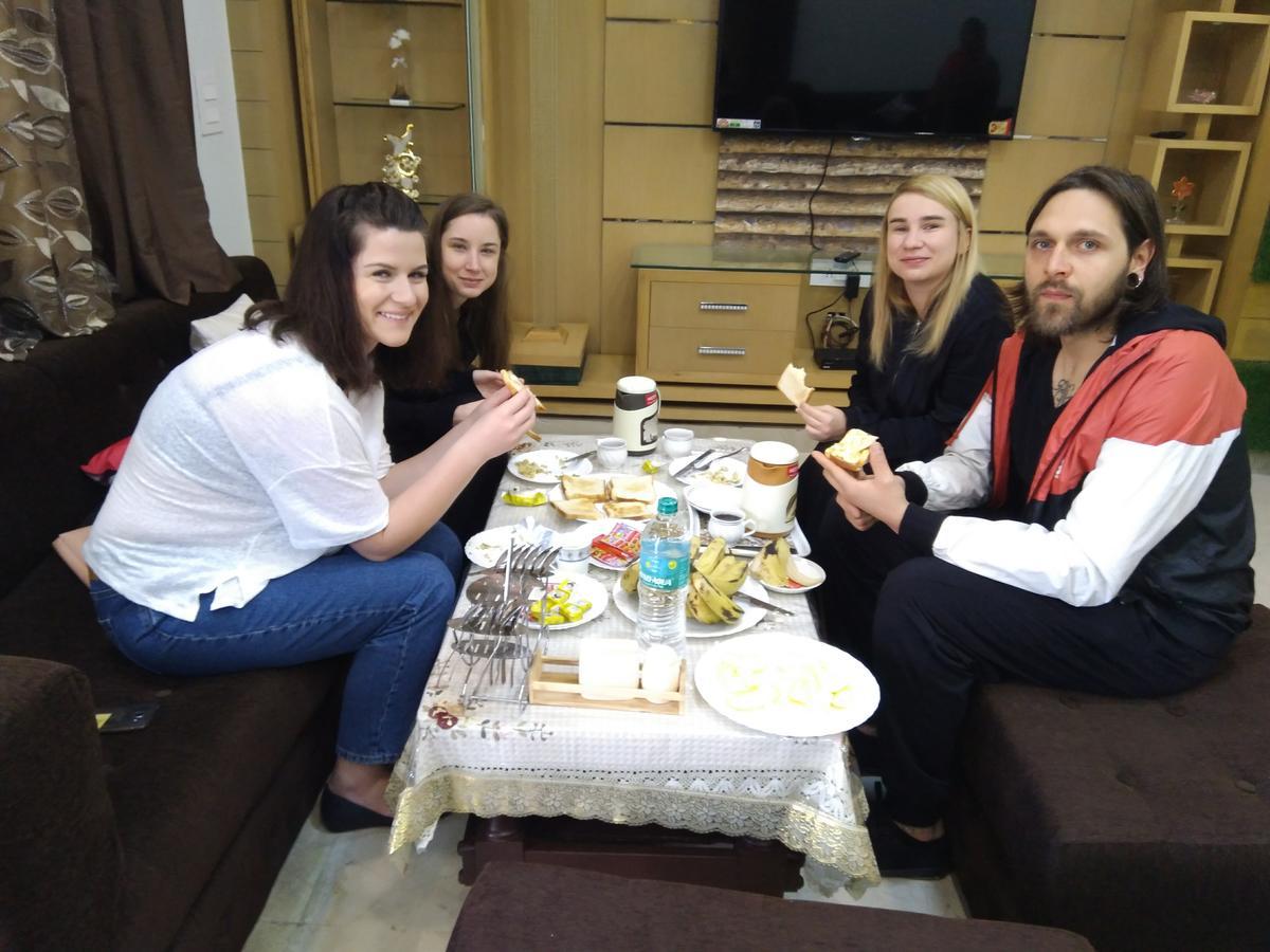 Taj Square A Luxurious Family Homestay Agra  Exterior photo