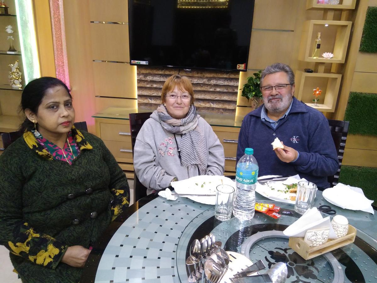 Taj Square A Luxurious Family Homestay Agra  Exterior photo